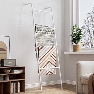 Porte-manteau et porte-serviettes pour chambre et salle de bain - Product Image 3