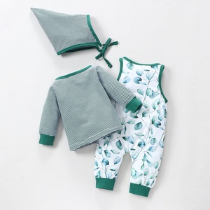Vente chaude <span class=keywords><strong>bébé</strong></span> vêtements <span class=keywords><strong>ensemble</strong></span> <span class=keywords><strong>bébé</strong></span> <span class=keywords><strong>garçon</strong></span> fille tenues 3 pièces mignon rayé à manches longues hauts + feuilles imprimer sans manches barboteuse + chapeau 0-18M - Product Image 2