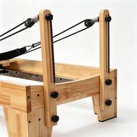 Tempat Tidur Pilates Reformer Profesional dengan Rangka Kayu Karet Thailand, Dapat Disesuaikan Multi-sudut, Peralatan Latihan untuk Studio Pilates dan Kesehatan