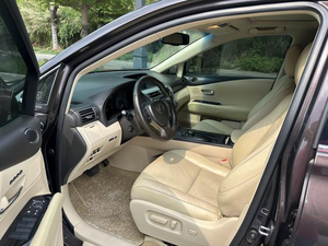 Auto Usado, SUV Mediano de Lujo con Cabina Espaciosa y Comodidad Premium, <span class=keywords><strong>Lexus</strong></span> <span class=keywords><strong>RX</strong></span> Classic 2013 270 Elegance - Product Image 5