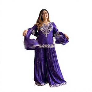Fatema Fashion – Nouvelle Collection 2024 : Salwar Kameez Dupatta en Soie Chinon Lourde Prêt-à-Porter, Léger et Tendance pour l'Hiver - Product Image 1