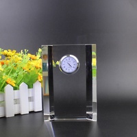 Jam Meja Mini Kristal Kaca Grosir dengan Logo Terukir Laser 3D, Hadiah Suvenir Dekoratif Ukiran Kustom yang Terjangkau dan Dapat Disesuaikan