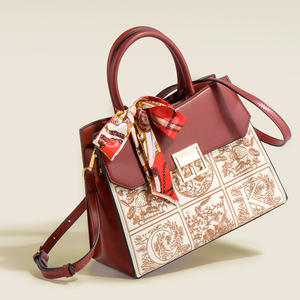 Cadeau de fête des mères pour <span class=keywords><strong>maman</strong></span>, sac à main de mariage rouge brodé pour jeunes mariés, sac à main de luxe pour grand-mère, sac à bandoulière - Product Image 2