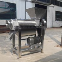 Commerciële, zeer stijve roestvrijstalen schroefpers sapcentrifuge met 1500W motor voor gebruik op kokosnoot- en fruitplantages