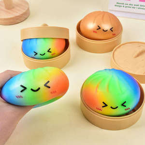 Caja Sorpresa de Juguetes Sensoriales Antiestrés: Dumplings de Comida Blanda, Bollos al Vapor con Purpurina, Baozi y Bolas Sensoriales Coloridas - Product Image 4