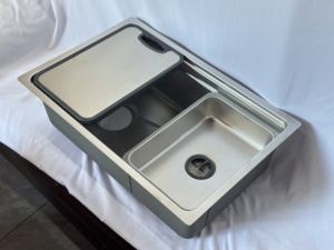 Fábrica de Leimanxi personalizada 6845 lavado de verduras solo cuenco 304 fregadero de cocina de acero inoxidable 0,75mm de espesor 4 agujeros - Product Image 2