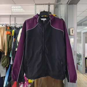 Custom Windbreaker Mens Jacket Track Sport <span class=keywords><strong>Hombre</strong></span> Nylon Rain Wind Breaker <span class=keywords><strong>rosa</strong></span> púrpura Chándales para hombres Starter <span class=keywords><strong>Bomber</strong></span> 90s Parka - Product Image 3