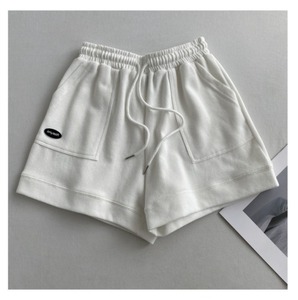 I-0633 En gros Shorts de sport décontractés pour femmes, taille haute, coupe ajustée, nouvelle version coréenne, coupe ample à jambe large, avec cordon de serrage, tendance - Product Image 3