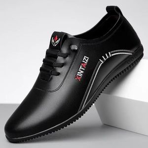 Nouvelles chaussures légères pour hommes, style business et loisirs, à semelle souple et fine, type mocassins. - Product Image 4