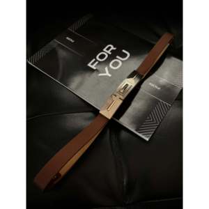 Ceinture en cuir véritable Fiori, boucle rectangulaire en cuir de vache, ceinture décontractée solide pour femmes - Product Image 1