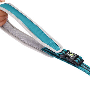 All'ingrosso una nuova generazione di guinzaglio esterno in nylon per animali domestici multifunzionale a mani libere con distributore di sacchetti per cani - Product Image 4