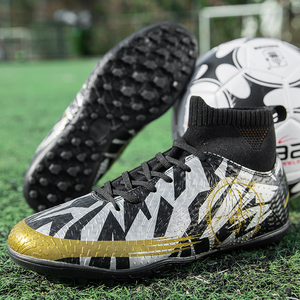 รองเท้าฟุตบอล <span class=keywords><strong>CR7</strong></span> ดีไซน์เรียบง่าย ป้องกันแรงกระแทก ออกแบบโลโก้ได้ตามต้องการ รองเท้าฟุตบอลมืออาชีพสำหรับผู้ชาย - Product Image 4