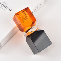 Porte-bougie en cristal facetté, cube géométrique empilé