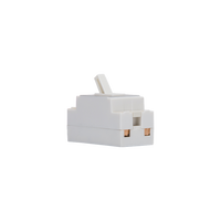 Disjoncteur miniature (MCB) 32A blanc en urée, protection contre les surcharges 1,5 kA, AC230V