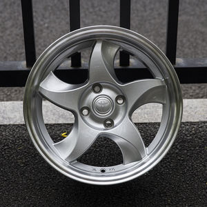 ล้อแม็<span class=keywords><strong>ก</strong></span>ซ์อัลลอยสีเงินขนาด 14/<span class=keywords><strong>15</strong></span> นิ้ว 4 รู 100 สำหรับรถยนต์นั่งส่วนบุคคล Honda Toyota Mazda Mitsubishi Kia ดีไซน์เว้าแบบ OEM ทดแทน - Product Image 2