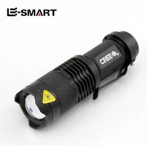 Sk68 Tragbare Mini-Taschenlampe mit einstellbarem Fokus Super Bright 14500 Batterie Zoombare Aluminium-LED-Taschenlampe UV-Taschenlampe
