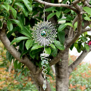 Molinillo de Viento de Acero Inoxidable con Cola de Cristal, Molinillo de Viento Metálico Colgante con Bola Esférica y Cola en Espiral para Decoración de Jardín Exterior - Product Image 4