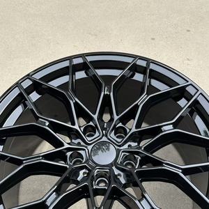 Magnifiques jantes en alliage d'aluminium filé de style JDM 16 20 pouces <span class=keywords><strong>5</strong></span> 108 <span class=keywords><strong>5</strong></span> 112 <span class=keywords><strong>5</strong></span> 114.3 <span class=keywords><strong>5</strong></span> 120 pour voitures particulières Commandez maintenant Évitez le regret - Product Image 5