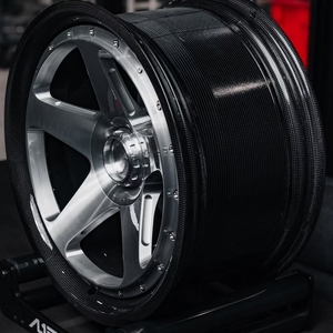 ล้ออัลลอยด์คาร์บอนไฟเบอร์ฟอร์จแบบพรีเมียมรุ่นใหม่สไตล์ LMGT4 พร้อมตัวอักษรแบบกำหนดเอง ใช้ได้กับรถยนต์ทั่วไป - Product Image 2