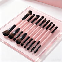 Kit d'outils de maquillage professionnel avec surligneur, mascara et plus - Ensemble de 8 pièces pour les yeux et le visage, fibres synthétiques et manche en bois, usage quotidien