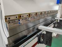 Presse plieuse hydraulique CNC SPS DA66S 6+1 axes certifiée ISO, haute performance pour le façonnage des métaux