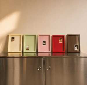 Cadre <span class=keywords><strong>photo</strong></span> en bois massif sur mesure avec coins arrondis, cadre <span class=keywords><strong>d</strong></span>'affichage pour bande de photos OEM pour 4 photos instantanées - Product Image 6