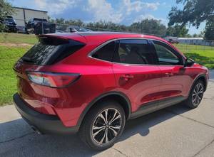 รถเอสยูวี 2020 Escape Hybrid AWD SE 4 ประตู เกียร์อัตโนมัติ 8 สปีด เบาะหนัง ยาง R18 ระบบควบคุมความเร็วอัตโนมัติ ภายในสีอ่อน พวงมาลัยซ้าย กล้องมองหลัง - Product Image 2