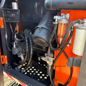 Mini-excavatrice hydraulique sur chenilles d'occasion Hitachi ZX70 ZX75 ZX120 ZX200, idéale pour la construction, modèle Hitachi ZX70-5A - Product Image 6