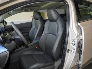 Toyota <span class=keywords><strong>C</strong></span>-HR 2.0L Automatique Édition Luxe Cuir <span class=keywords><strong>2021</strong></span> d'occasion, conduite à gauche, prix négociable, inspecté, réduction massive - Product Image 5