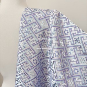 [Ni <span class=keywords><strong>Jin</strong></span> Wan <span class=keywords><strong>Zhang</strong></span>] Tessuto Jacquard Blu-Viola con Motivo Wanjie per Ragazze, Nuovo Stile Cinese, 100% Acrilico - Product Image 1