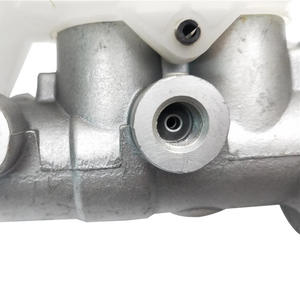 แม่ปั๊มเบรกรถยนต์47201-12A80เหมาะสำหรับโตโยต้าโคโรล่า - Product Image 4