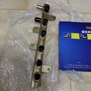 PC200-8 6D107ท่อร่วม6754-71-1210 6754-71-1211 3977530 0445226042 - Product Image 1