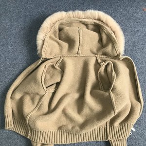 <span class=keywords><strong>Cardigan</strong></span> di Lusso in Lana Verde <span class=keywords><strong>con</strong></span> Zip, Cappuccio alla Moda <span class=keywords><strong>con</strong></span> Colletto in Vera <span class=keywords><strong>Pelliccia</strong></span> di Volpe, Giacca Calda da Donna - Product Image 4