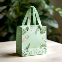 Papier d'art artisanal écologique, durable, résistant à la décoloration, logo personnalisé, taille/couleur personnalisées, emballage cadeau promotionnel, poignées en ruban