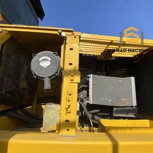 Excavatrice d'occasion KOMATSU PC200 de 20 tonnes efficace pour les travaux de construction et d'excavation lourds - Product Image 6