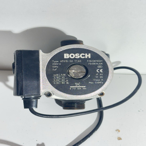 ปั๊ม Junkers รุ่น 15 50 Tta0 8717204384 Zsn <span class=keywords><strong>Zwn</strong></span> สำหรับระบบทำความร้อน ของแท้ใหม่แกะกล่อง พร้อมส่ง - Product Image 1