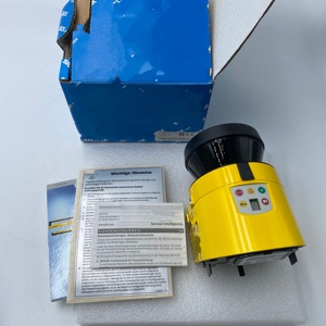 SI-CK S30B-2011GB 1050193 ระบบป้องกันด้วยเลเซอร์เพื่อความปลอดภัยของเครื่องจักรแบบดั้งเดิม - Product Image 1