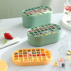 Paquete de 2 bandejas para cubitos de hielo de calidad alimentaria con tapa y pala para hielo, bandeja para 72 cubitos de hielo con base de silicona de fácil desmolde, moldes de hielo apilables para congelador - Product Image 6