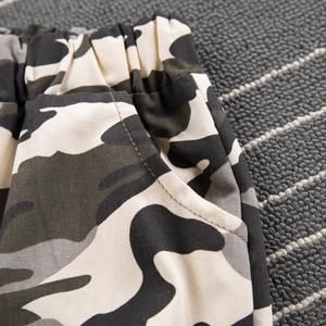 ชุดเสื้อยืดแขนสั้นสีพื้นผ้าฝ้ายขายดี พร้อมกางเกงลายพรางสไตล์เกาหลีสำหรับเด็ก - Product Image 6