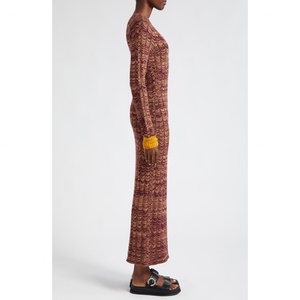 ชุดเดรสสเวตเตอร์แขนยาวผ้าพิมพ์ลายโลโก้ตามสั่ง คอลเลคชั่นฤดูใบไม้ร่วง/ฤดูหนาว - Product Image 2