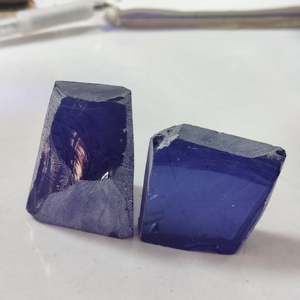Uncut Nanosital Raw Material #A146 Tanzanite Light Color Synthetic Nano Gemstone Rough Stone for Jewelry - Product Image 3