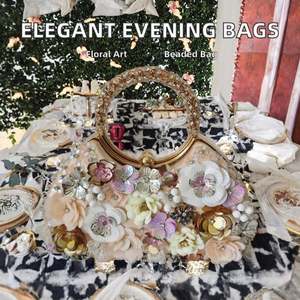 Bolso de lujo para novias, bodas, fiestas y graduaciones con diamantes de imitación, perlas y estilo clutch. Ideal para cenas y eventos. - Product Image 2