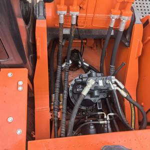 รถขุดตีนตะขาบ Doosan DX380LC-9C มือสอง ขนาด 38 ตัน ระบบไฮดรอลิก - Product Image 5