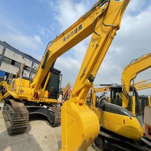 Excavadora <span class=keywords><strong>de</strong></span> Orugas Usada <span class=keywords><strong>de</strong></span> Marca Japonesa, 19.3 Toneladas, KOMATSU PC200-7, Modelo <span class=keywords><strong>2021</strong></span>, 1900 Horas, Probada e Inspeccionada, Venta <span class=keywords><strong>de</strong></span> Stock, Precio Reducido - Product Image 4