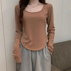 Liu Ming เสื้อยืดแฟชั่นเกาหลีสำหรับผู้หญิงเสื้อยืดทรงสลิมฟิตแขนยาวแหวกแนวแฟชั่น - Product Image 5