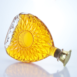 Carafe à brandy de luxe en verre cristal 750 ml, motif soleil unique, bouteille vide pour Cognac, Whisky, Vodka avec bouchon en liège - Product Image 3