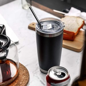 Mug isotherme <span class=keywords><strong>de</strong></span> voyage en acier inoxydable à double paroi <span class=keywords><strong>de</strong></span> 20 oz avec couvercle et paille - Product Image 6