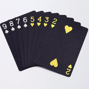 Naipes de póquer de PVC impermeables de Oro Negro personalizados con caja de plástico PP para juegos de fiesta embalaje personalizado incluido - Product Image 1