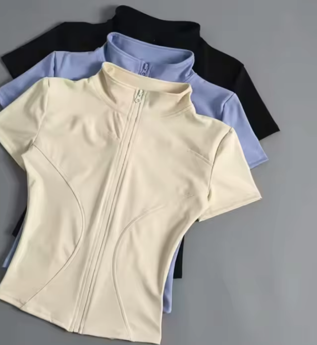Women's Lightweight Yoga High-elasticity Short Sleeves Stand Collar Second-skin Fit for Fitness Training Breathable Top