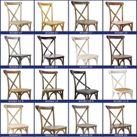 Chaise de salle à manger empilable en rotin avec dossier croisé et structure en bois massif pour mariage